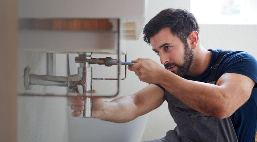 Expert burst pipe repair services in Washtucna, WA